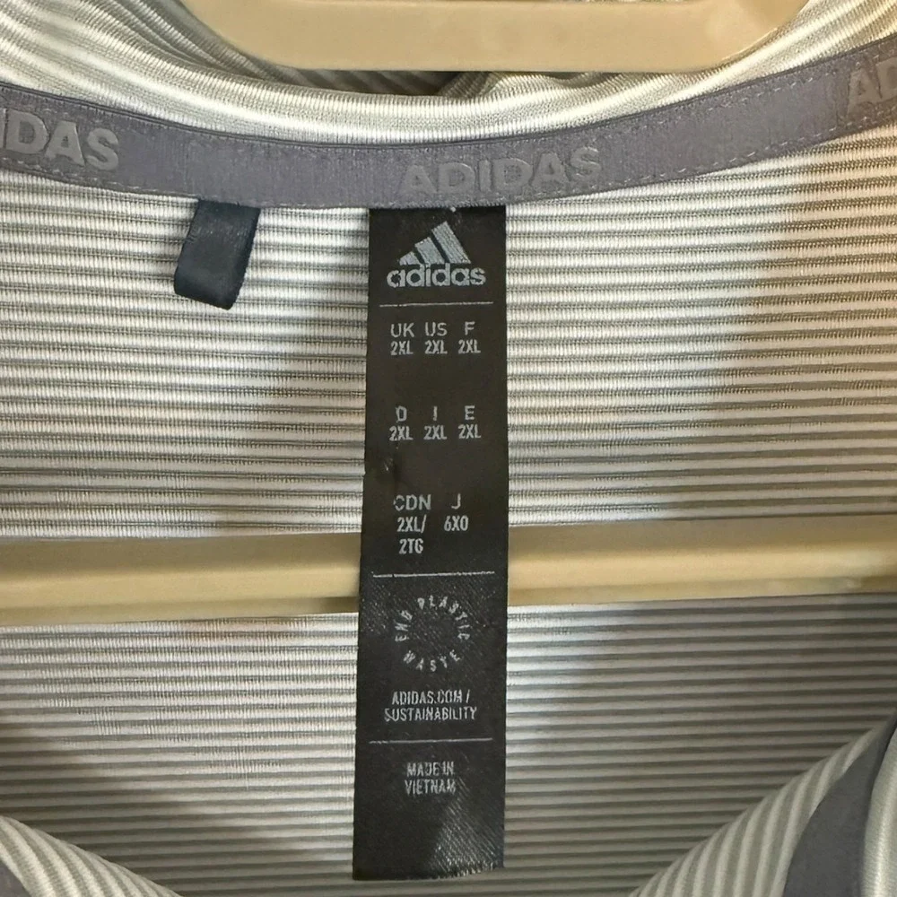 Adidas Escena Golf Club‎ Mens 2XL Grey Striped Short Sleeve Performance Polo